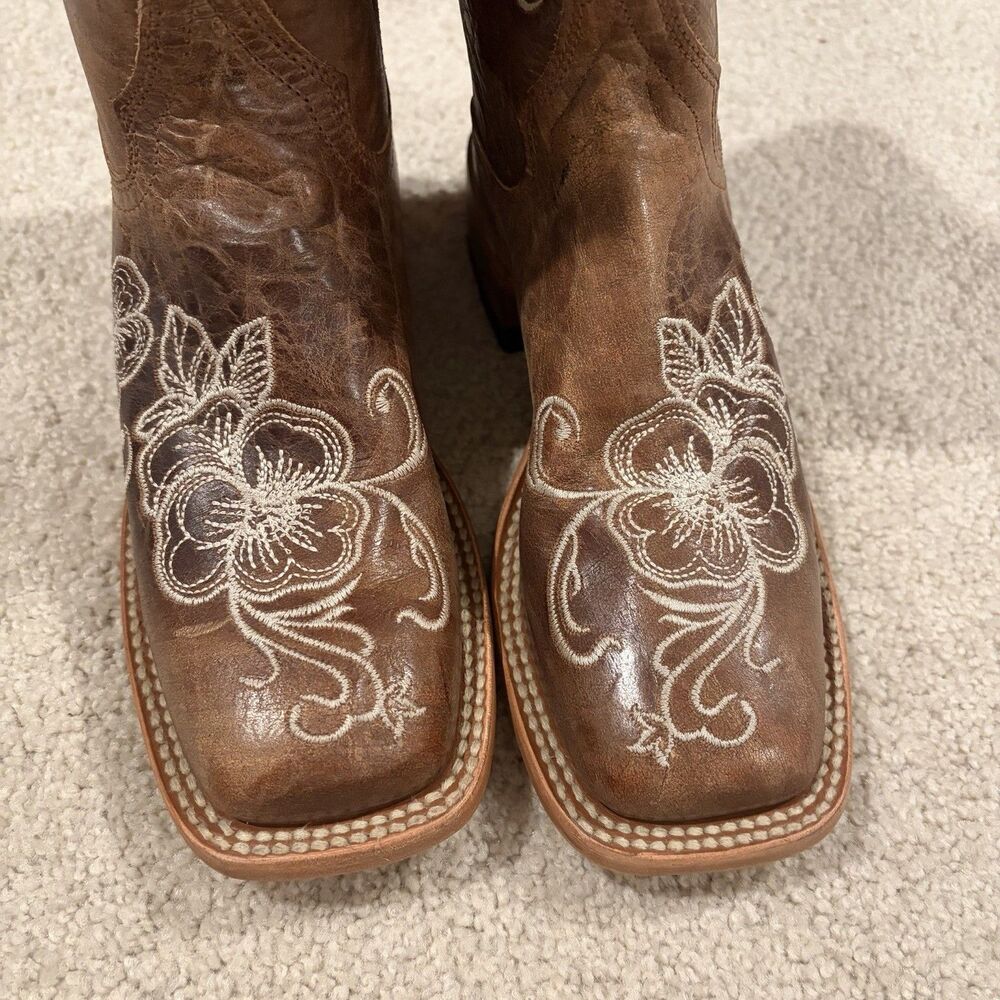 Display Try On Shyanne Women’s Lasy Floral embroidered Western Boots Brown Sz 7 - Picture 4 of 10